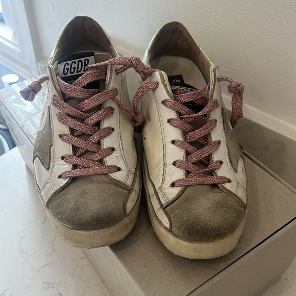 Golden Goose Super-Star Sneaker size 6 US/36 EU - Picture 3 of 4